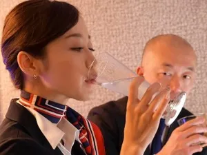 Anh trai biến thái đụ em gái sưng lồn