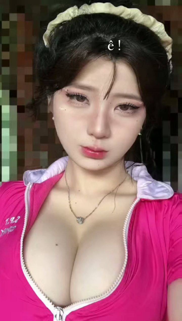 Người chồng đi công việc, vợ yêu ở nhà hết nắc anh shiper rồi đến cả bố chồng